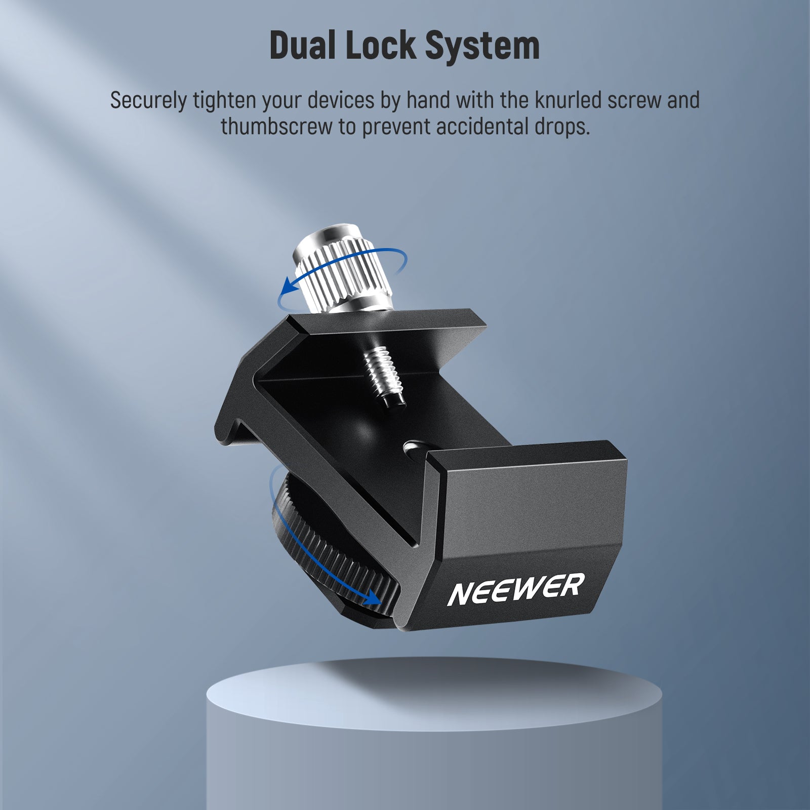 NEEWER LS-T16 Finderscope Mount Adapter comes with the knurled screw and thumb screw