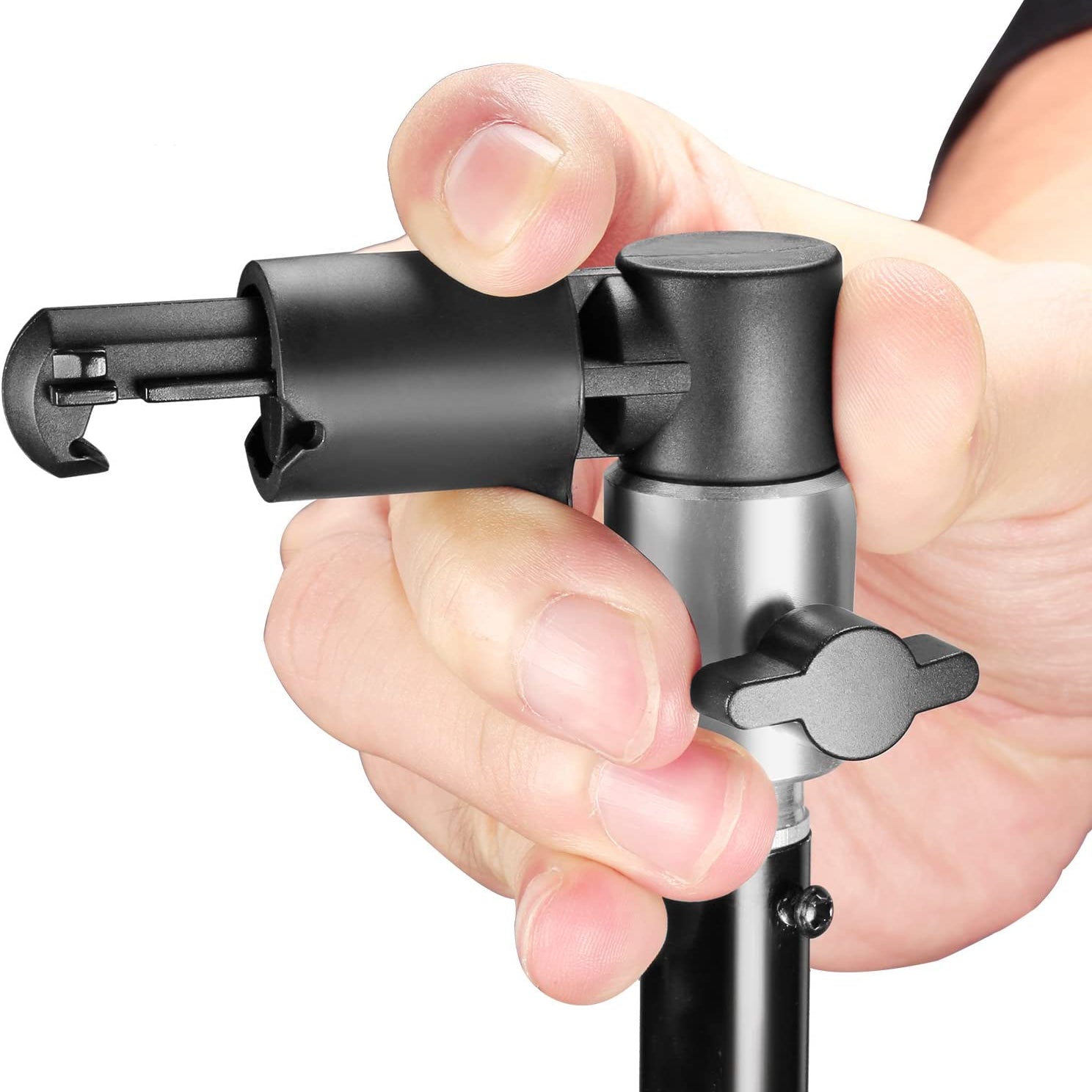 the surface of the clips is smooth, no need to worry about scratches.