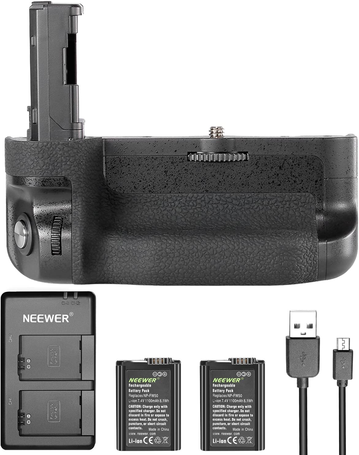 Package Contents of the NEEWER NP-FW50 Battery Grip Kit