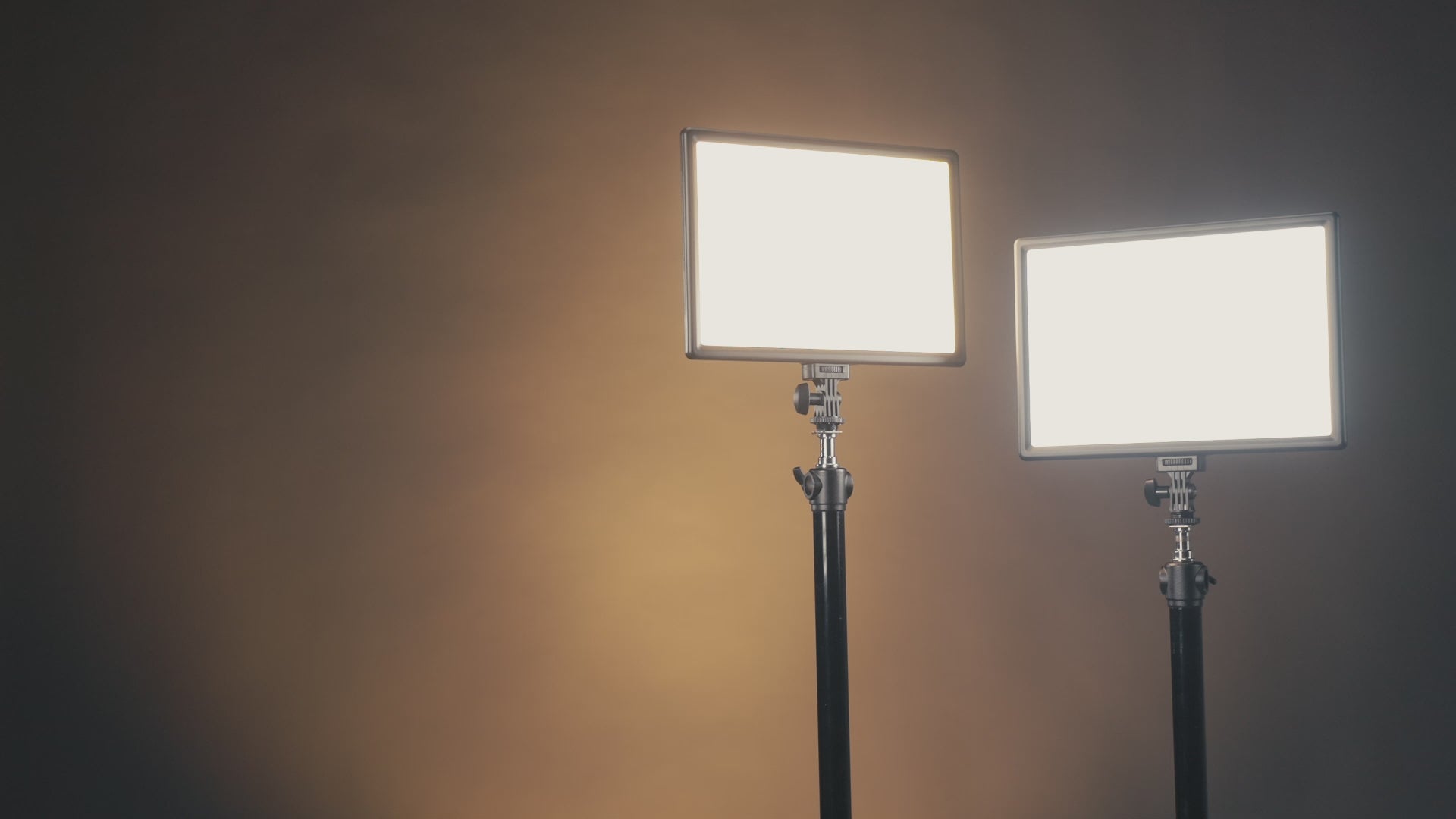 NEEWER NL-192AI Bi-Color Light Panel | Portable LED Light
