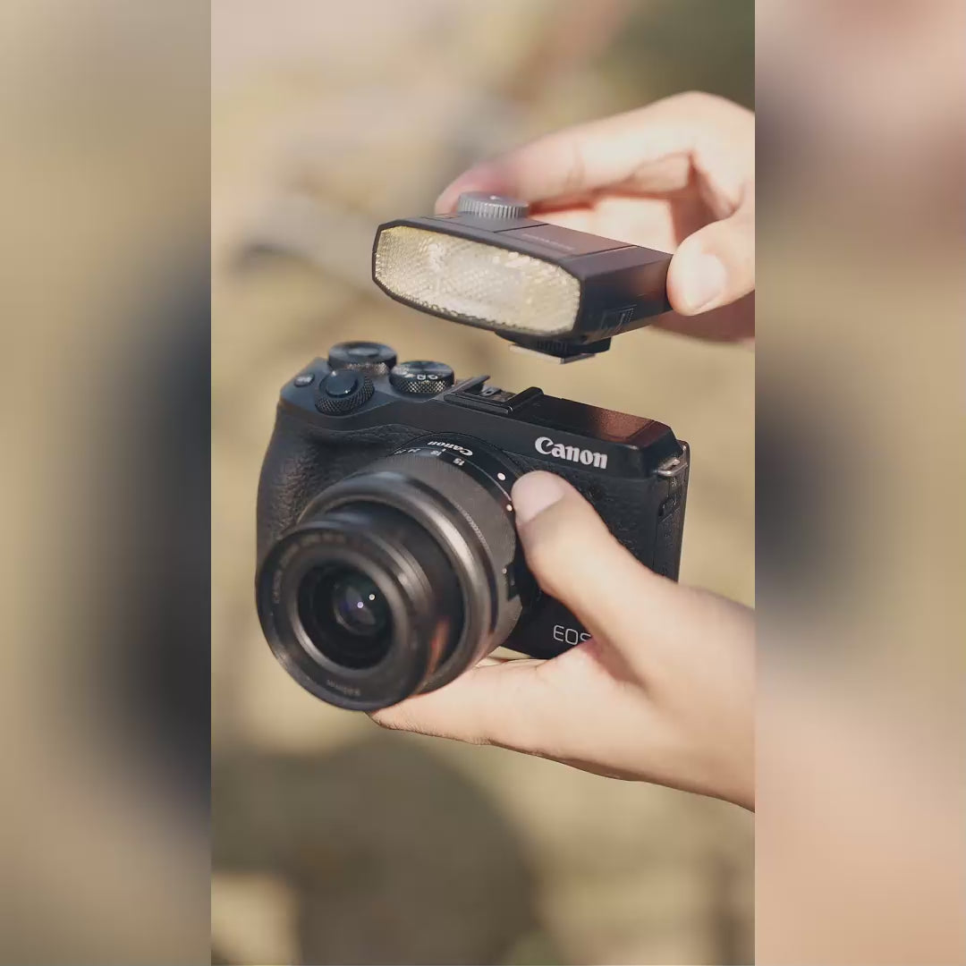 NEEWER Z150 Mini Camera Flash | Retro Style Speedlite