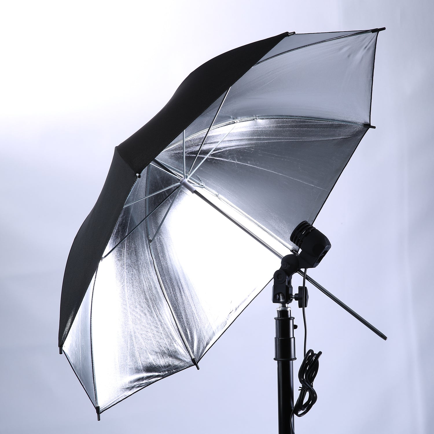 NEEWER 33"/84CM Reflective Black/Silver Umbrella NEEWER